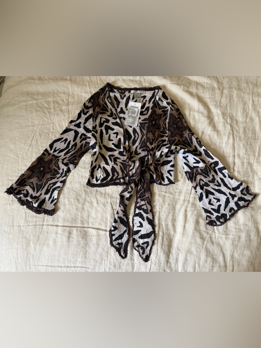 Alberto Makali Animal Print Tie-Front Crop Top in Black and Cream, SZ Large